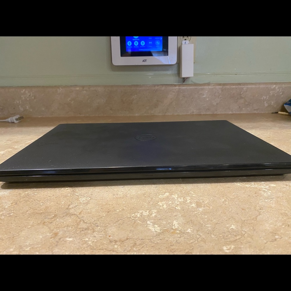 Dell - Picture 3 of 3